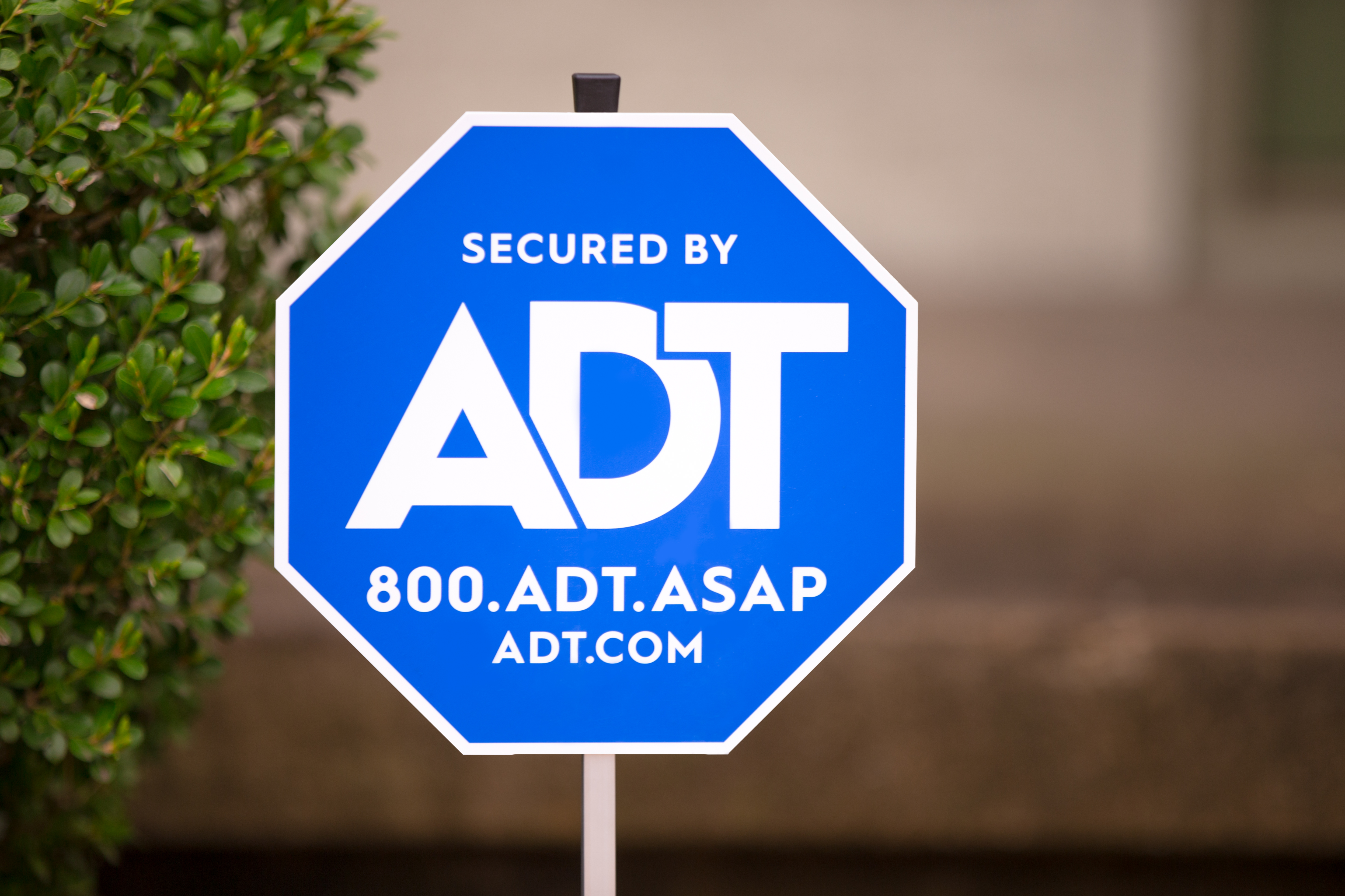 Upgrade Your Alarm System With ADT Signal Chat